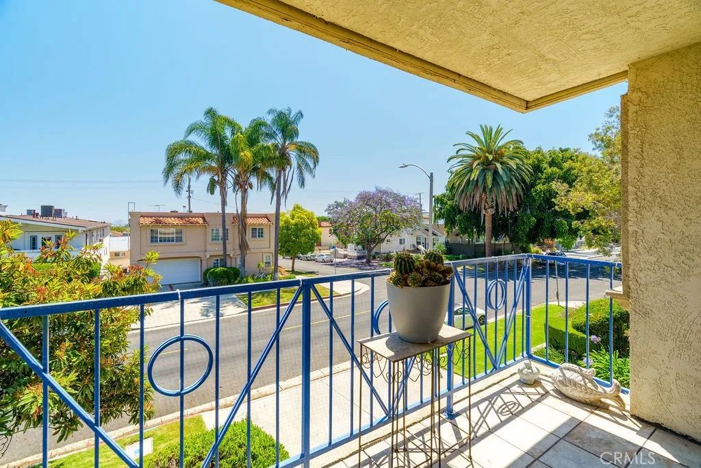 1110 W 10th Street 104, San Pedro, CA 90731