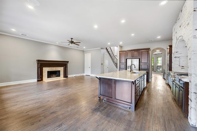 6115 Palo Pinto Avenue, Dallas, TX 75214