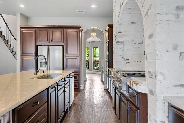6115 Palo Pinto Avenue, Dallas, TX 75214