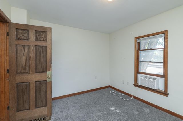 632 Smith Avenue S, Saint Paul, MN 55107