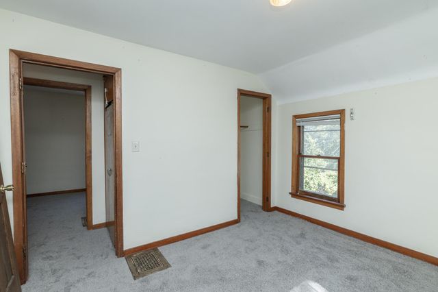 632 Smith Avenue S, Saint Paul, MN 55107