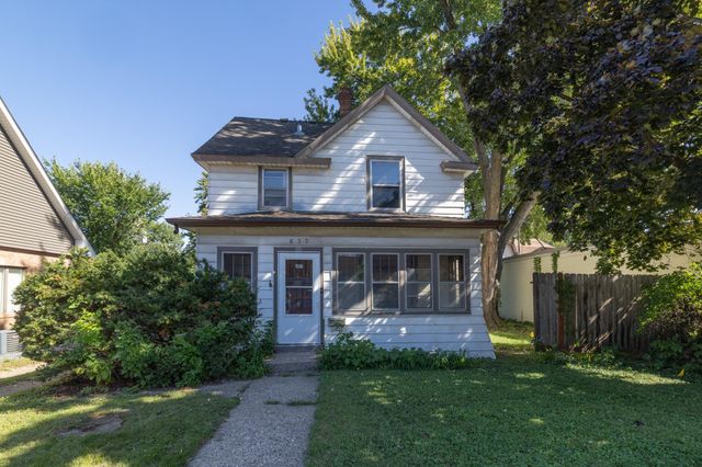 632 Smith Avenue S, Saint Paul, MN 55107