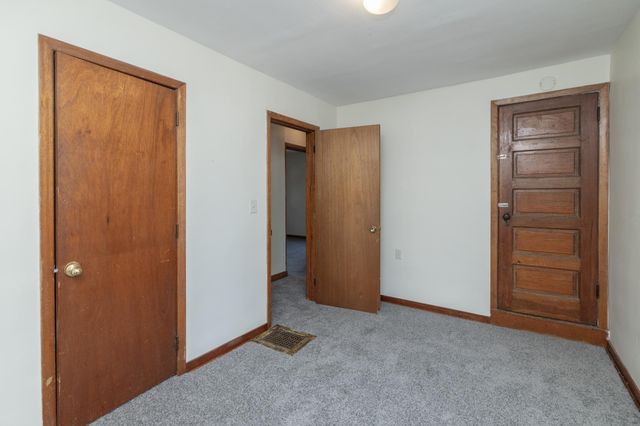 632 Smith Avenue S, Saint Paul, MN 55107