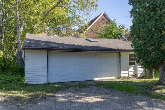 632 Smith Avenue S, Saint Paul, MN 55107