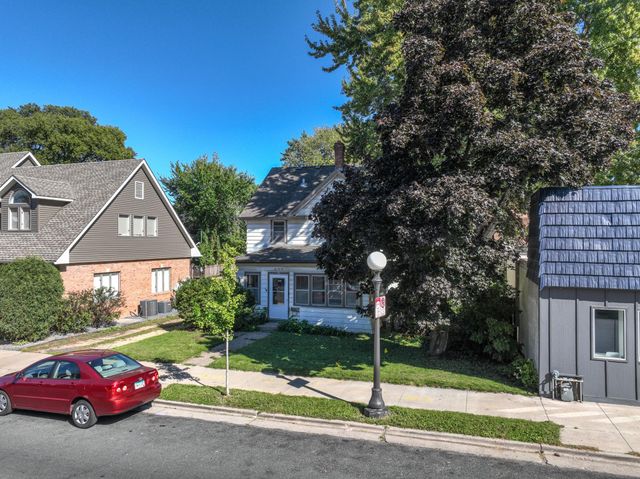 632 Smith Avenue S, Saint Paul, MN 55107