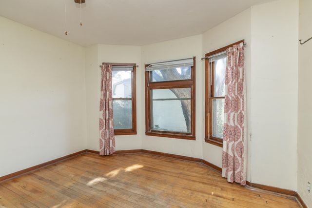 632 Smith Avenue S, Saint Paul, MN 55107