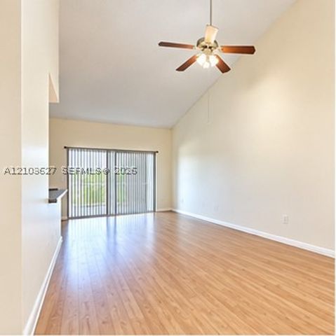3445 NW 44th St 201, Oakland Park, FL 33309