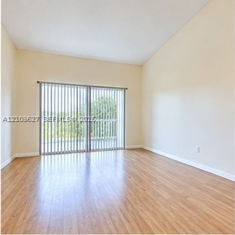 3445 NW 44th St 201, Oakland Park, FL 33309