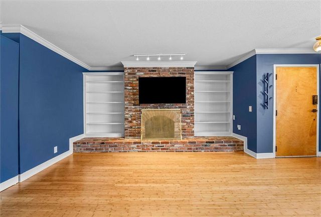 4056 Warwick Boulevard 3, Kansas City, MO 64111