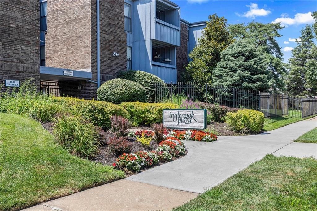 4056 Warwick Boulevard 3, Kansas City, MO 64111