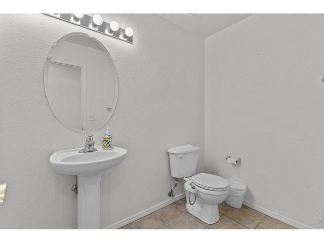 1408 Leahy Dr, Fort Collins, CO 80526