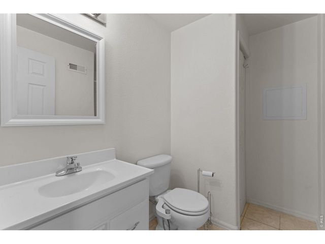 1408 Leahy Dr, Fort Collins, CO 80526