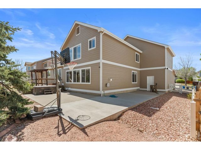 1408 Leahy Dr, Fort Collins, CO 80526