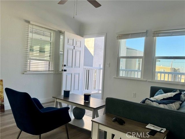 908 Manhattan Avenue D, Hermosa Beach, CA 90254