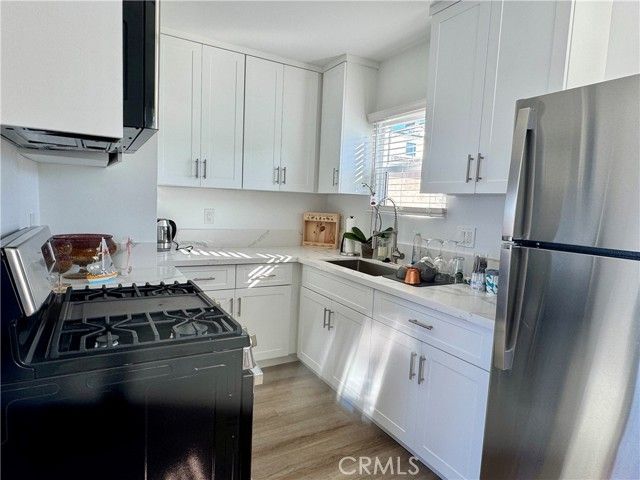 908 Manhattan Avenue D, Hermosa Beach, CA 90254