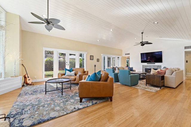 2315 S Indian River Drive, Fort Pierce, FL 34950