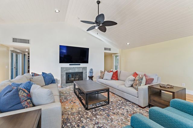 2315 S Indian River Drive, Fort Pierce, FL 34950