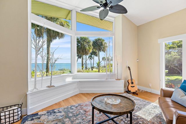 2315 S Indian River Drive, Fort Pierce, FL 34950