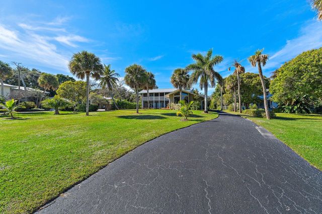 2315 S Indian River Drive, Fort Pierce, FL 34950