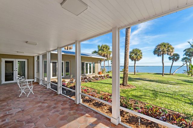 2315 S Indian River Drive, Fort Pierce, FL 34950