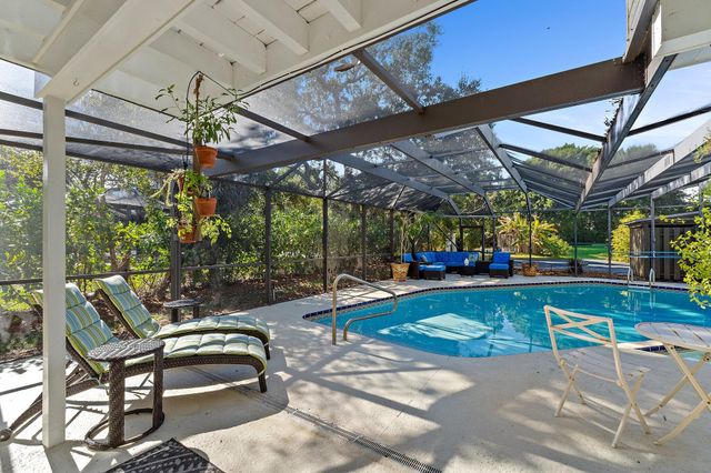 2315 S Indian River Drive, Fort Pierce, FL 34950