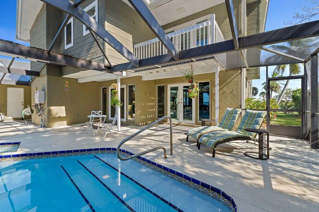 2315 S Indian River Drive, Fort Pierce, FL 34950