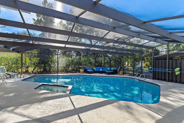 2315 S Indian River Drive, Fort Pierce, FL 34950