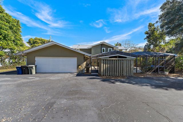 2315 S Indian River Drive, Fort Pierce, FL 34950