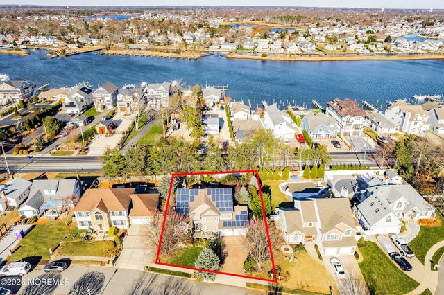 648 Point Avenue, Brick, NJ 08724