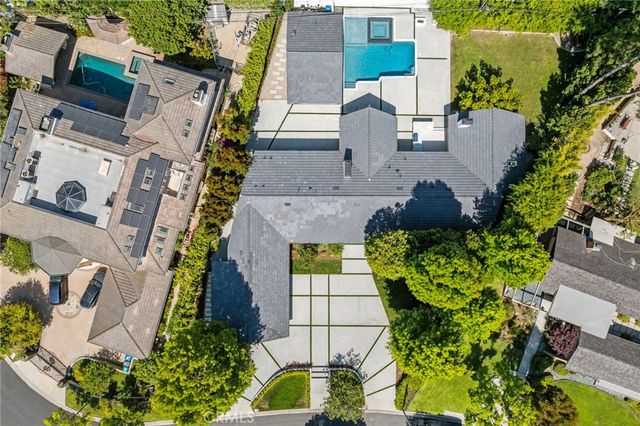 1470 Bryant Drive E, Long Beach, CA 90815