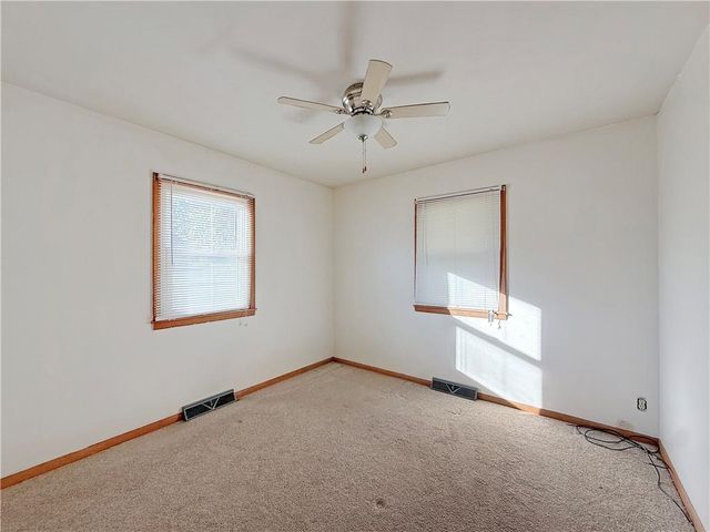 510 W 30th Street, Higginsville, MO 64037