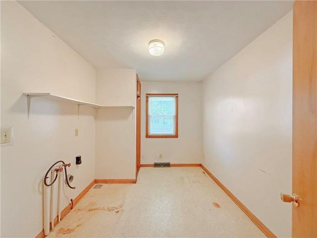 510 W 30th Street, Higginsville, MO 64037