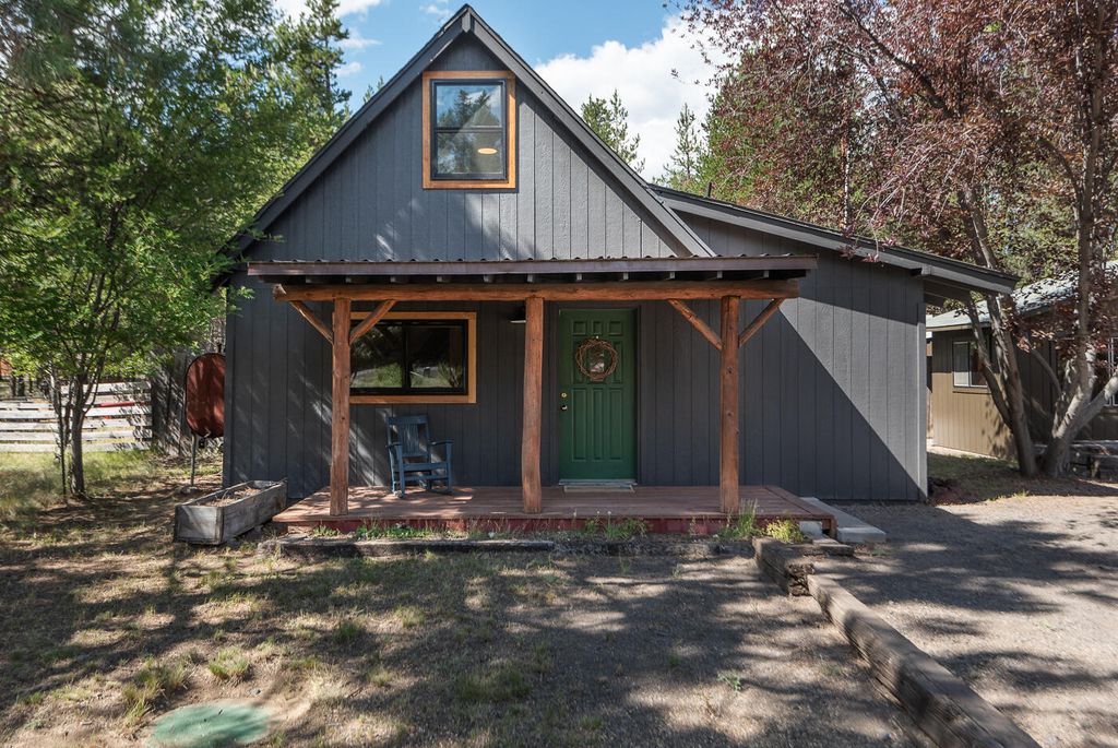 15956 Burgess Road, La Pine, OR 97739
