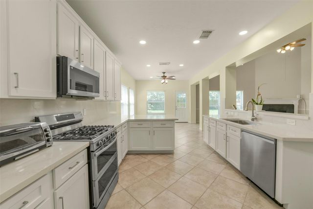 2414 Falcon Knoll Ln, Katy, TX 77494