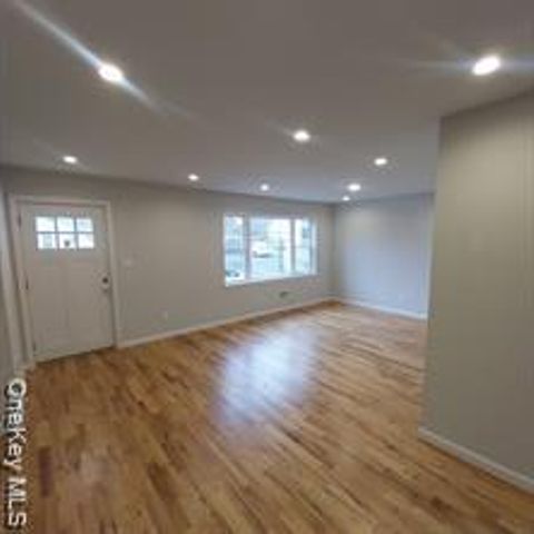 343 JACKSON Street 4, Hempstead, NY 11550