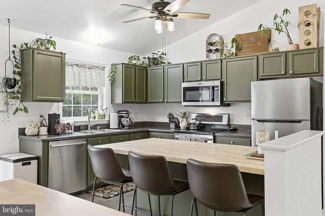 6162 SADDLEHORN ST, Ruther Glen, VA 22546