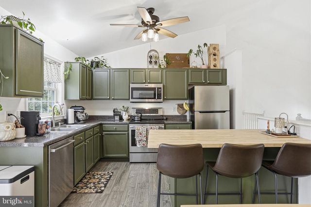 6162 SADDLEHORN ST, Ruther Glen, VA 22546