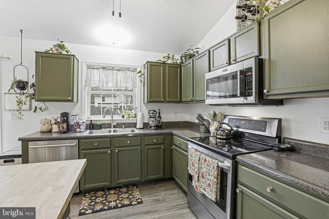 6162 SADDLEHORN ST, Ruther Glen, VA 22546