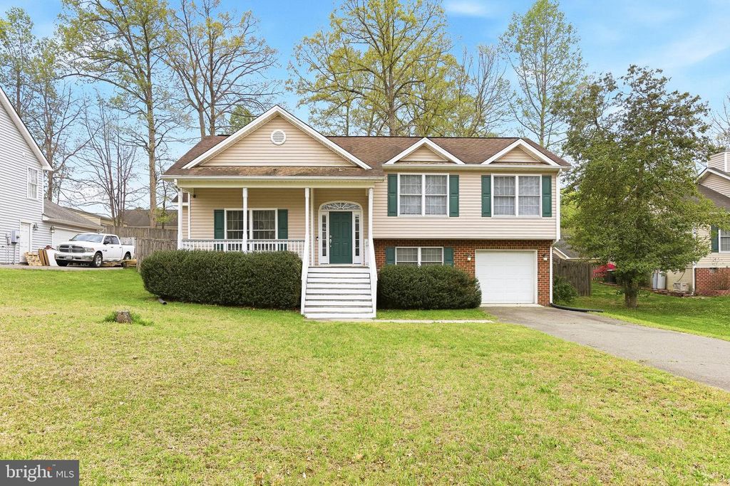 6162 SADDLEHORN ST, Ruther Glen, VA 22546