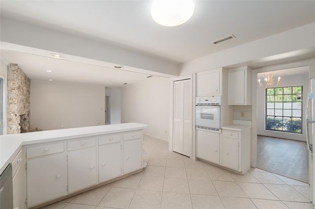1410 NW 28TH STREET, Gainesville, FL 32605