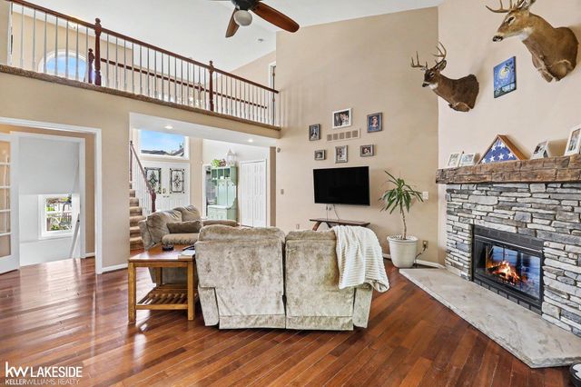 47619 Lamplighter Trail, Macomb Twp, MI 48044