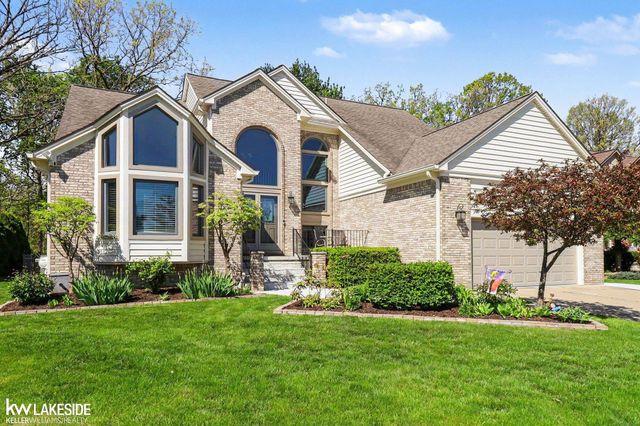 47619 Lamplighter Trail, Macomb Twp, MI 48044