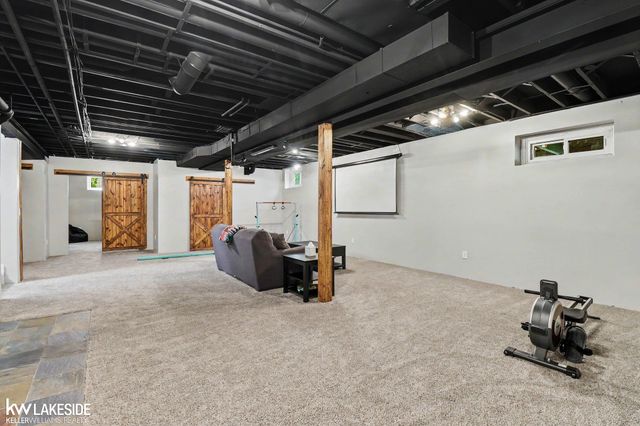 47619 Lamplighter Trail, Macomb Twp, MI 48044