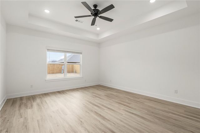 124 N Panther Avenue, Farmington, AR 72730