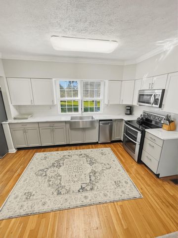 2400 LIBERTY RD, Eldersburg, MD 21784