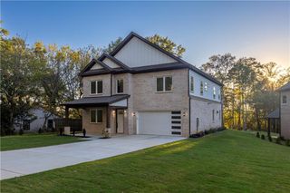 171 Honeysuckle Circle, Lawrenceville, GA 30046