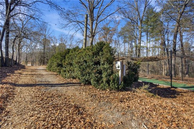 6606 Clermont Highway, Clermont, GA 30527