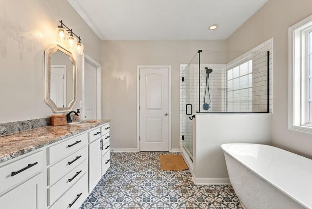160 Rowanberry Drive, Nicholasville, KY 40356