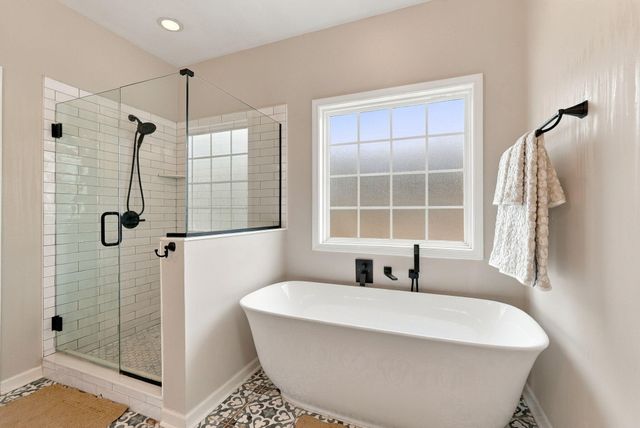 160 Rowanberry Drive, Nicholasville, KY 40356
