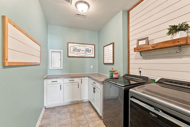 160 Rowanberry Drive, Nicholasville, KY 40356